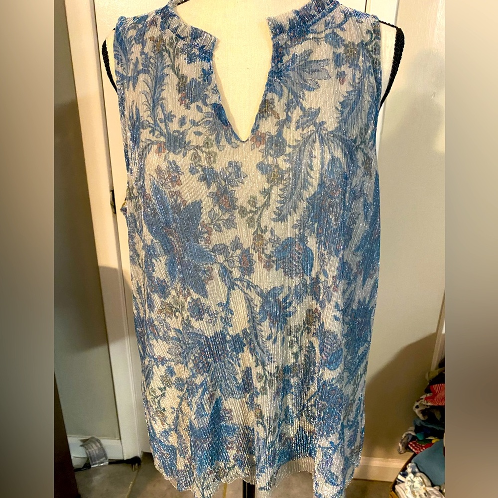 Vanessa Virginia By Anthropologie Blue Grand Cayman Tank Size Medium Shimmery